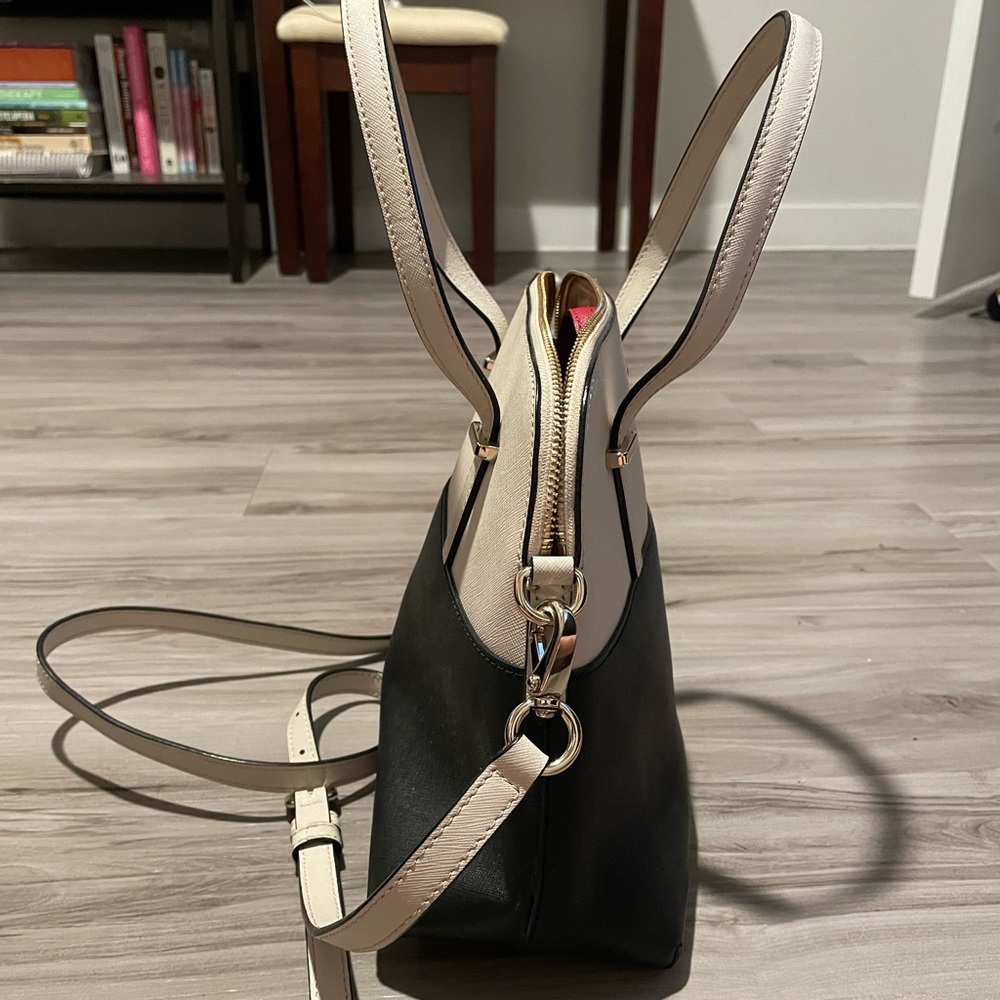 Black and Cream Kate Spade Purse - Picture 10 of 10